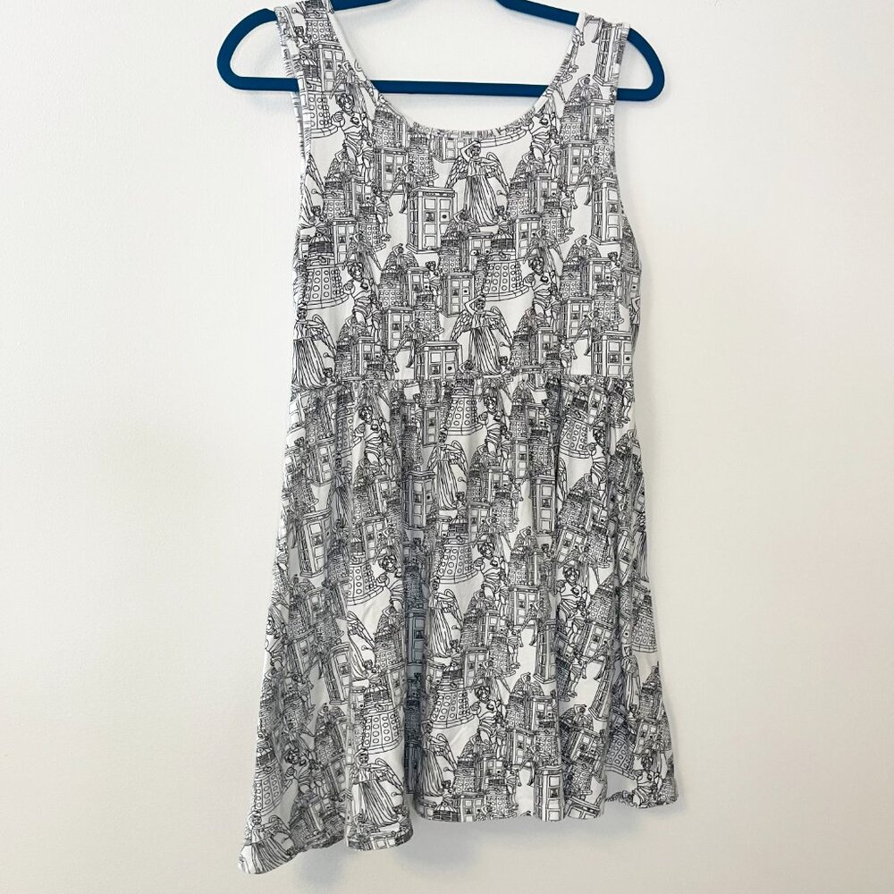 Doctor Who Her Universe Bad Guy Dress Size XL - Picture 3 of 6